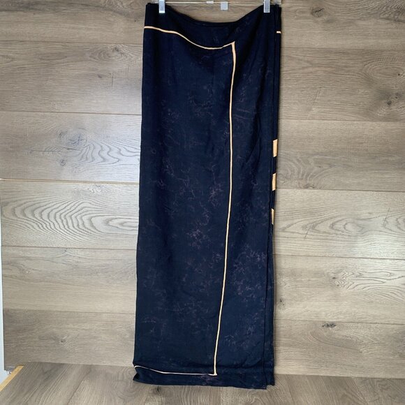 Scarf Wrap Black Tan Batik Tie-Dye W/Tan Triangle Cotton Feel Fabric 64" X 44" - Picture 4 of 6